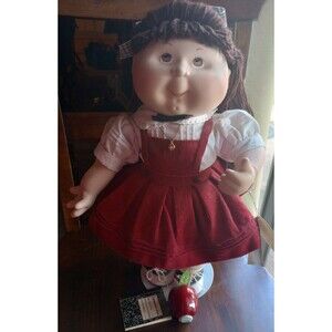 Porcelain Cabbage Patch "Jennifer Sue" by the Danbury Mint